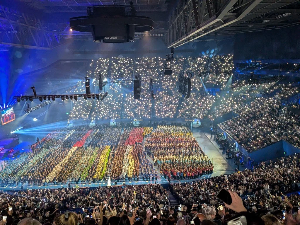 huge-choir.jpg
