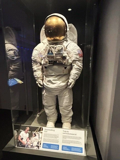 space-suit.jpeg