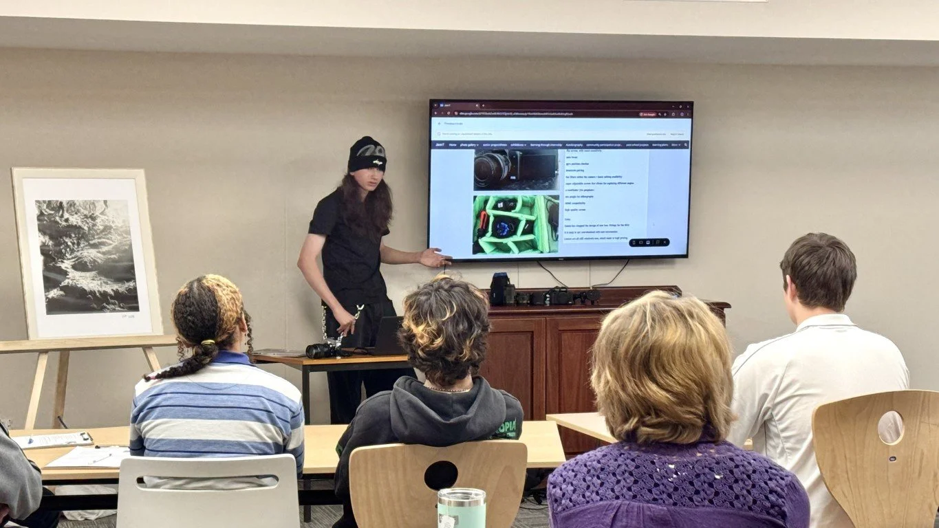 photography-presentation (Medium).jpeg