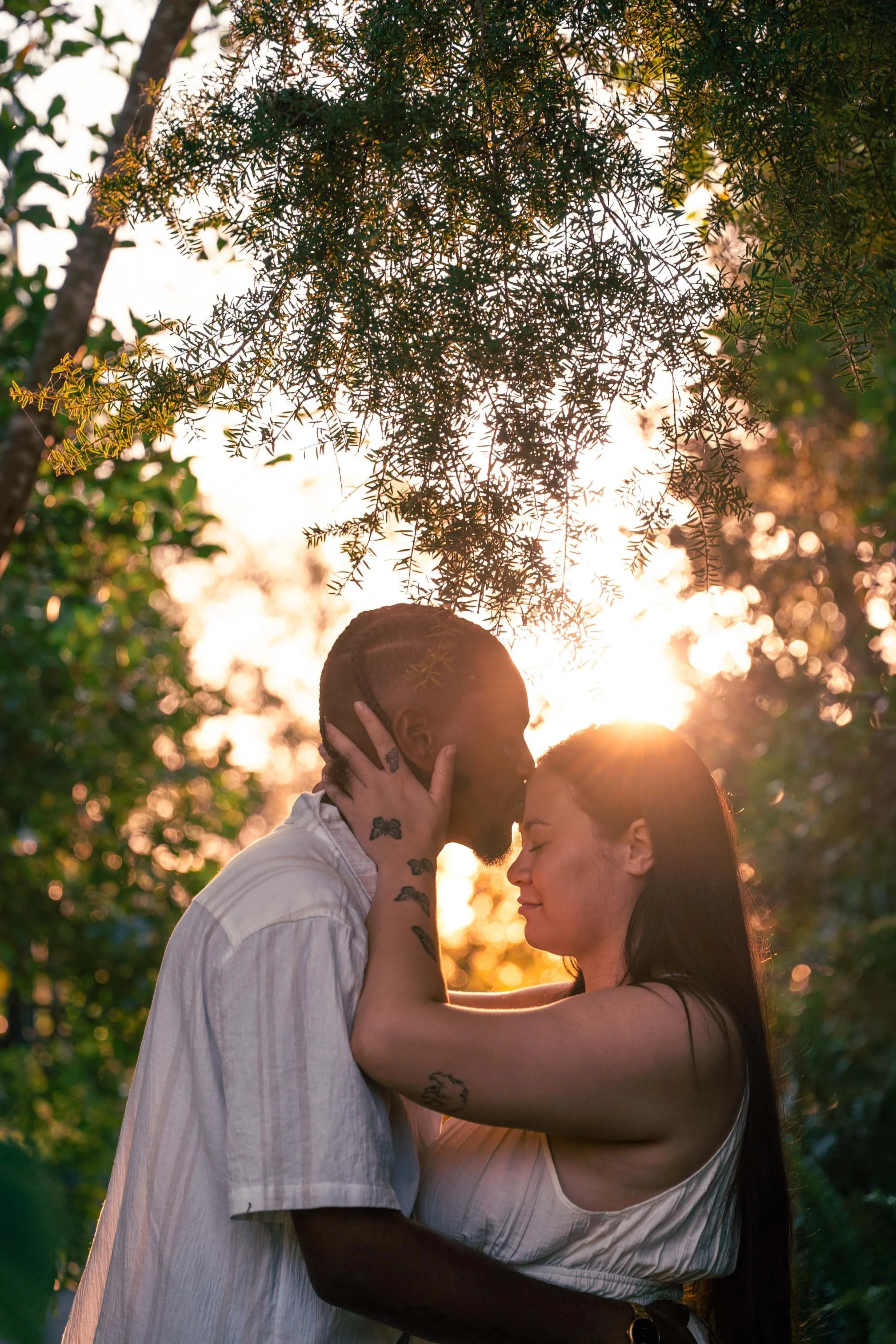 Sunset / golden hour couple's shoot in East Auckland at Musick Point.