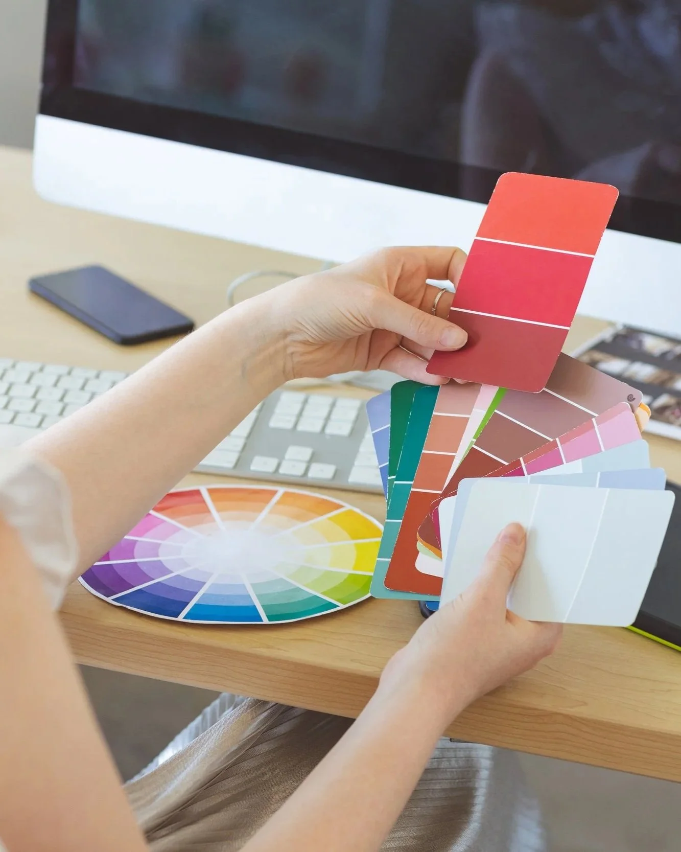 Sélection de palette couleurs pour une identité visuelle stratégique