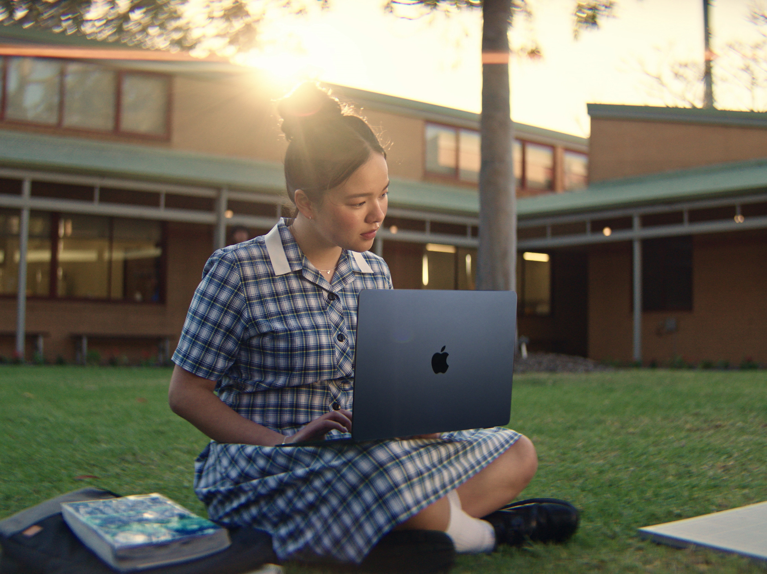 Trash Robot for Apple x Officeworks