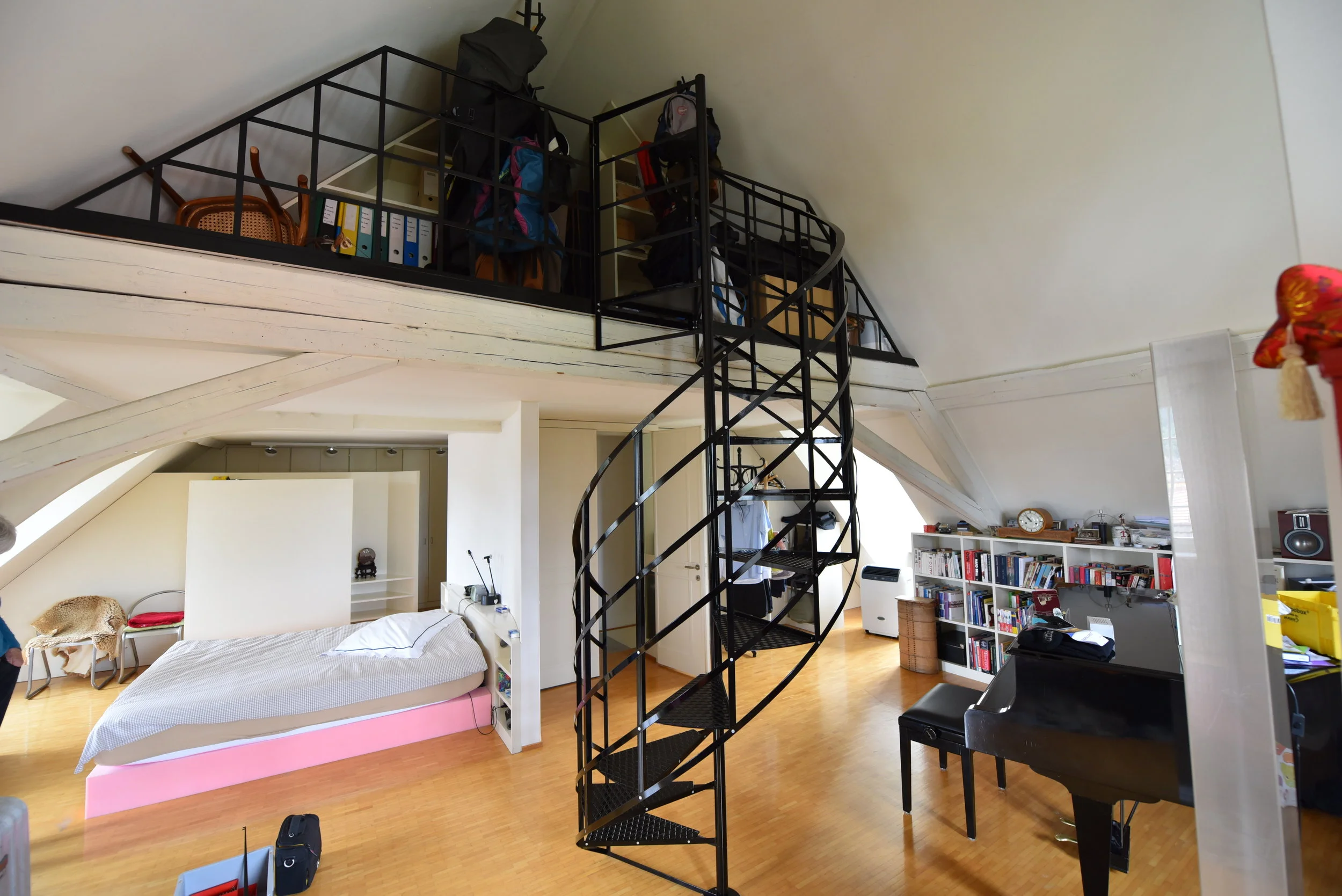Treppen, Türen und Fenster