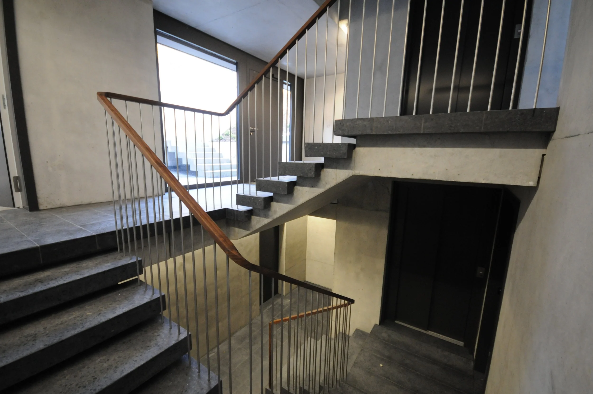 Treppen, Türen und Fenster