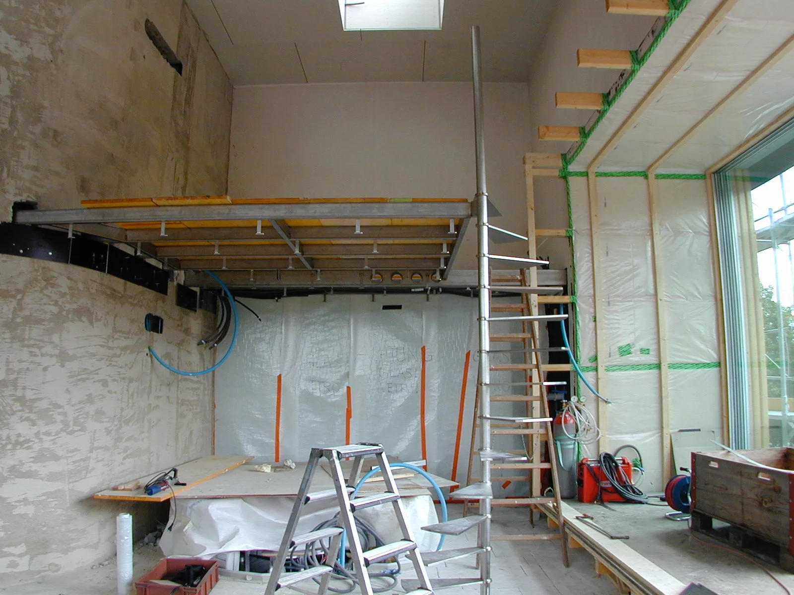 FA33130010.jpg