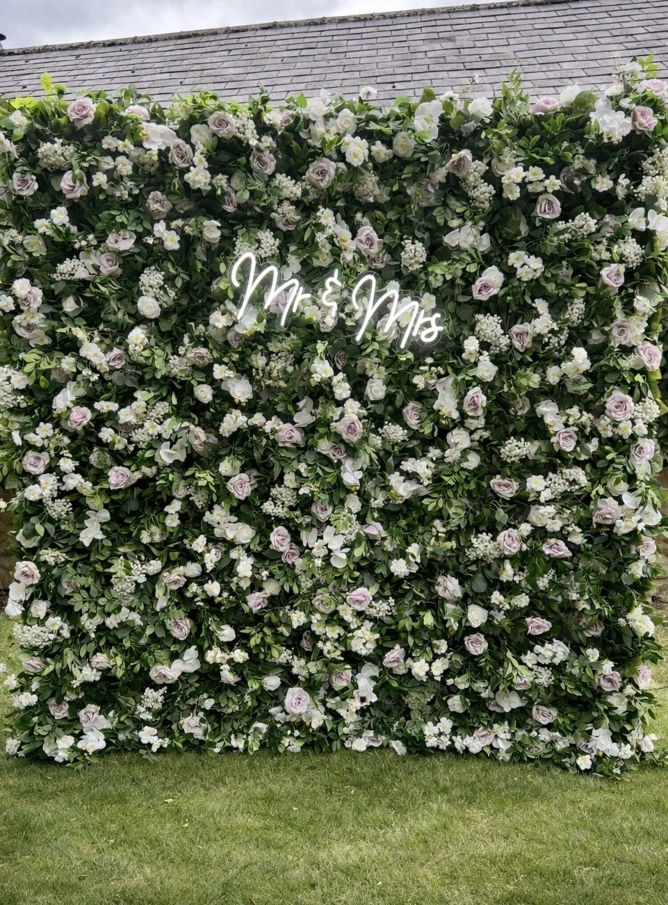 flower wall 2.jpg