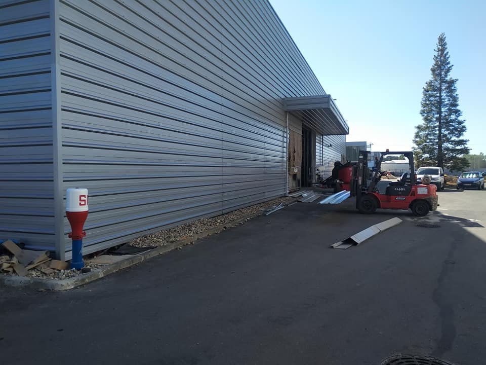 Montagem Profissional de Chapa de Fachada