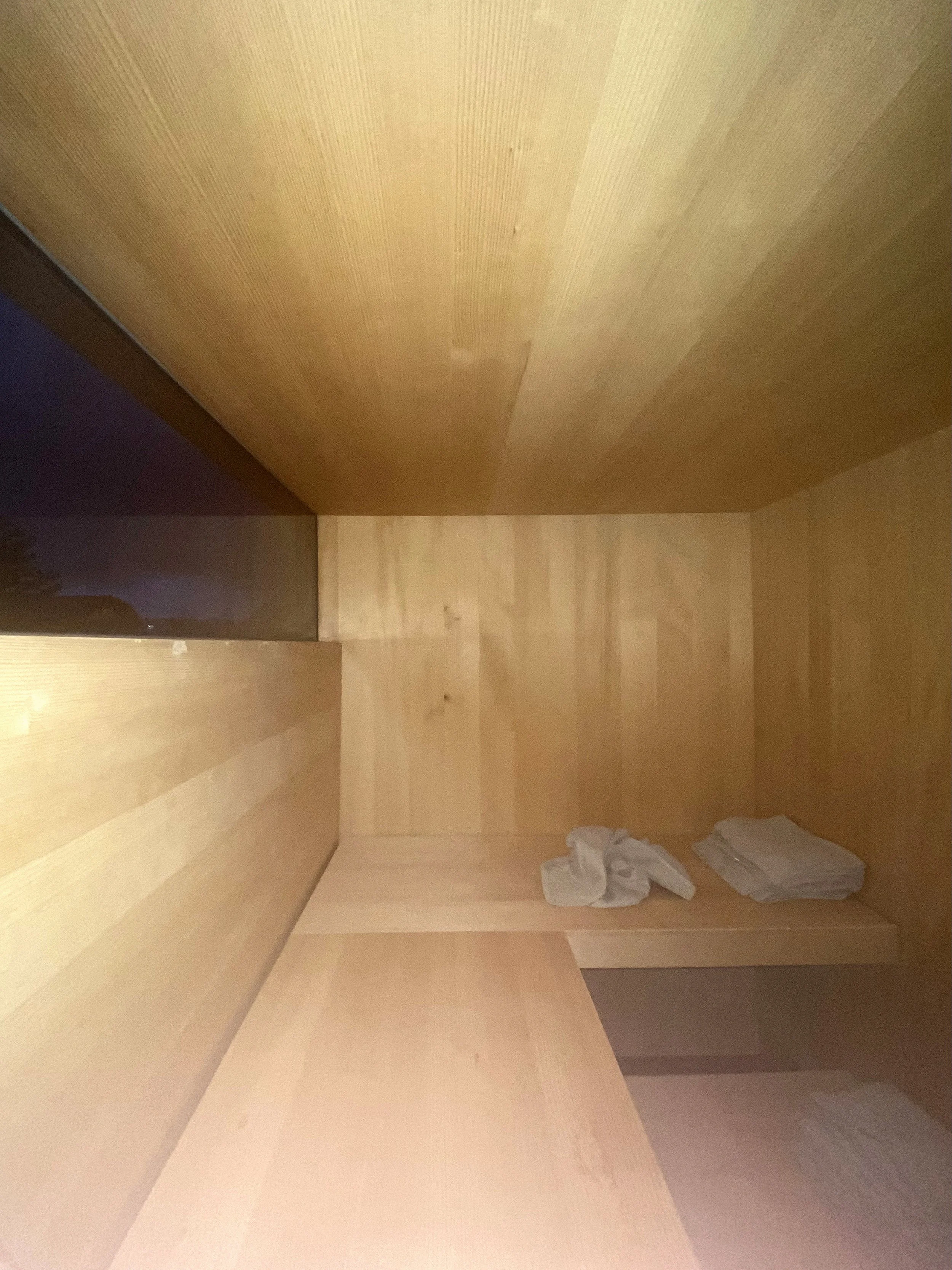 SAUNA 06.jpg