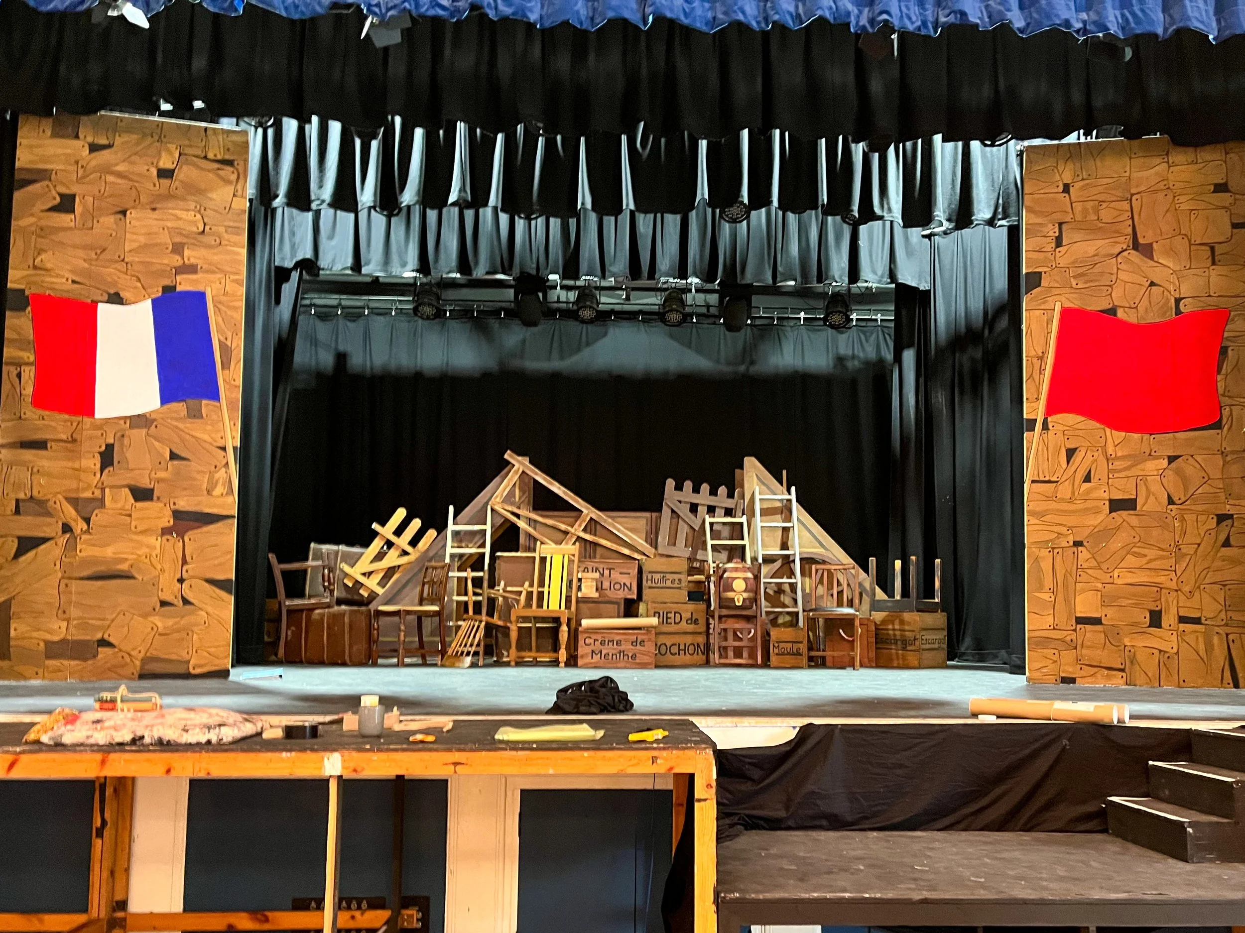 Les Misérables Set, Axminster 2025