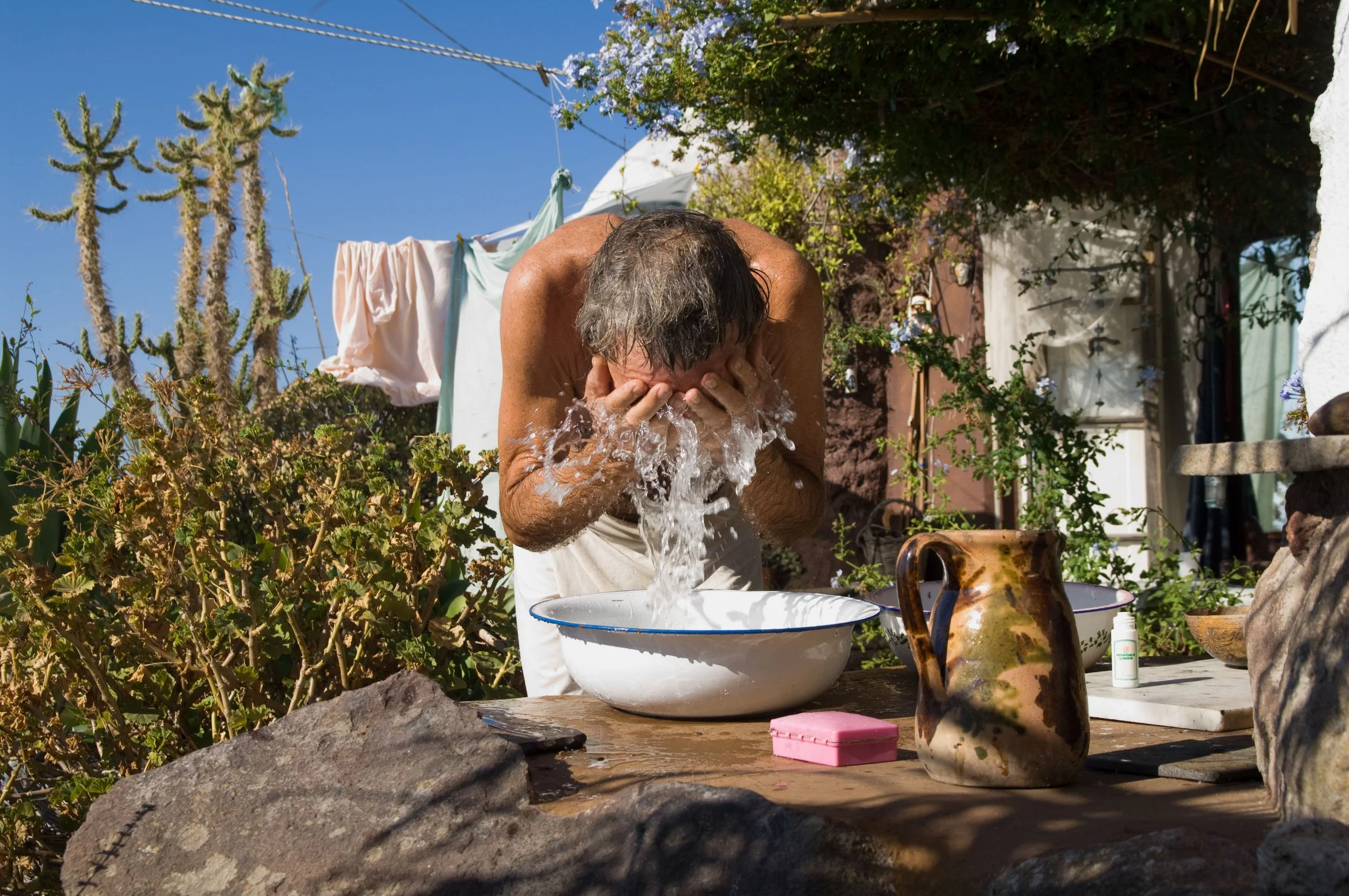 gisbert lippelt Low Cost Life_Into The Silence(ph_CarloBevilacqua)_2.jpeg