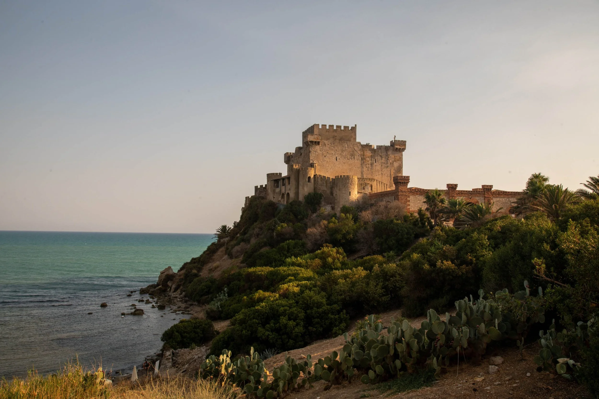 Castello Falconara Agrigfento.jpeg