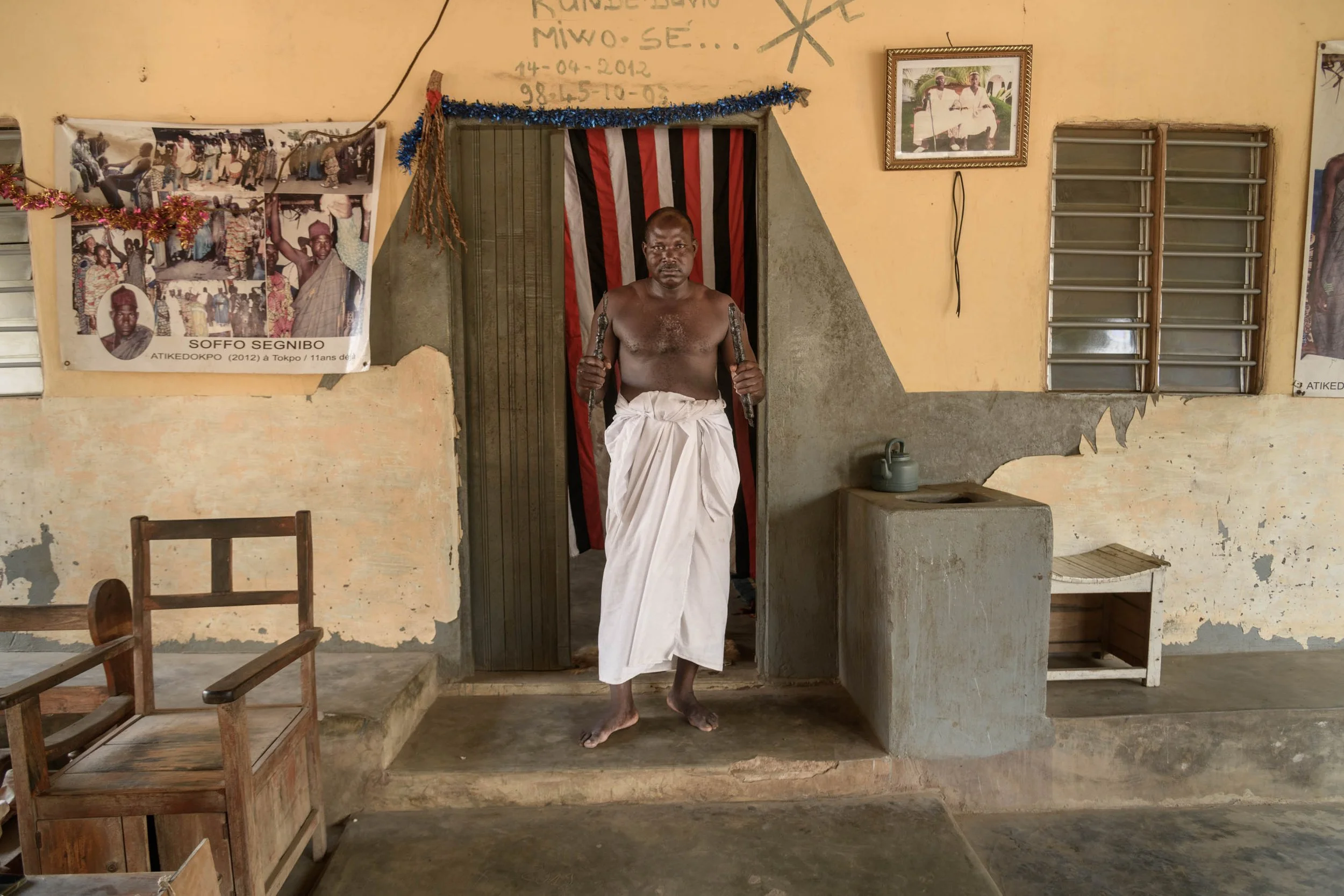 Vodun Portraits. Faces of faith, echoes of the sacred.