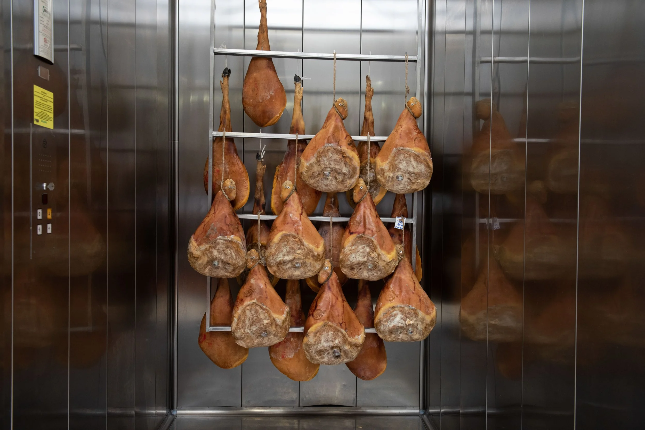 Ham Factory Dell'Ava 004.jpg