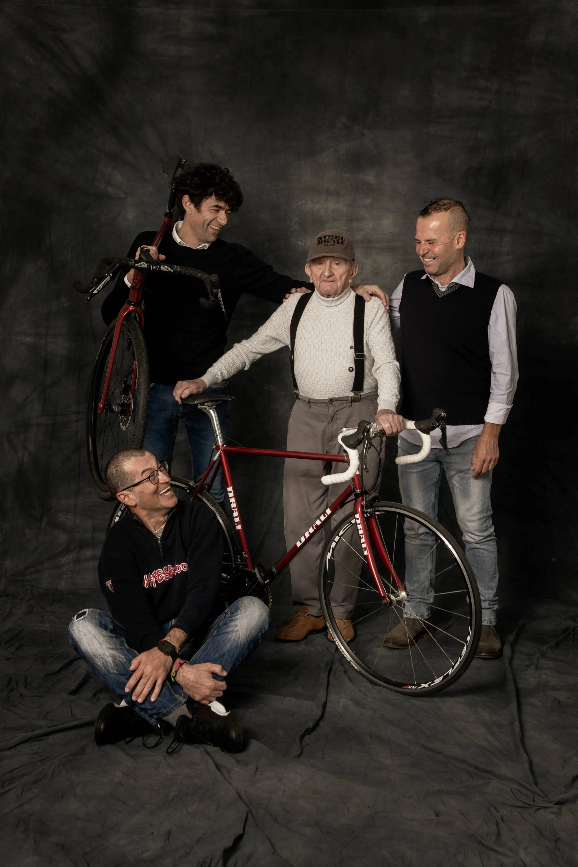 Group Portrait at Cicli Drali.jpg