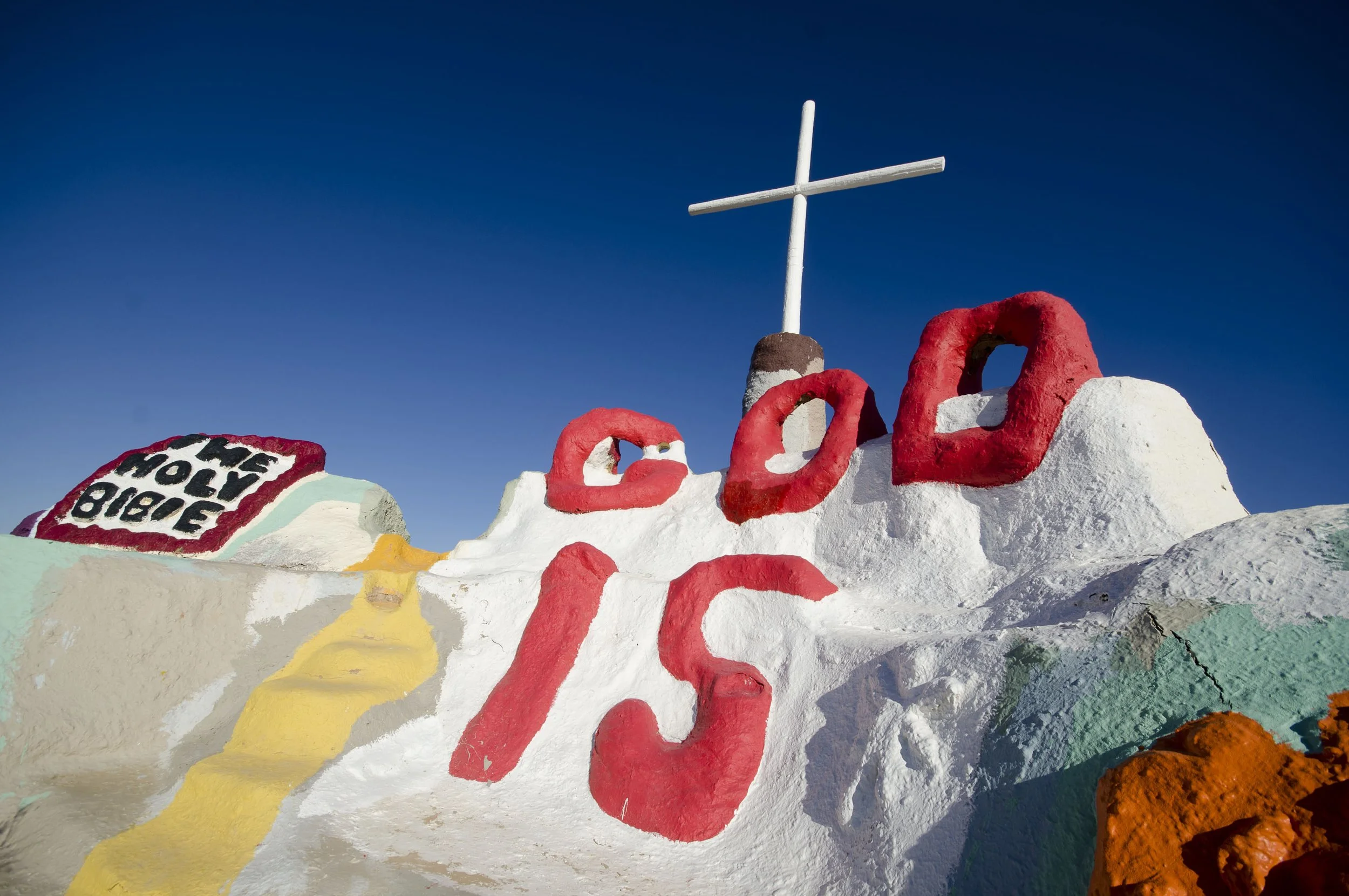 Leonard Knight SalvationMountain_Into The Silence(ph_CarloBevilacqua)_6.jpeg