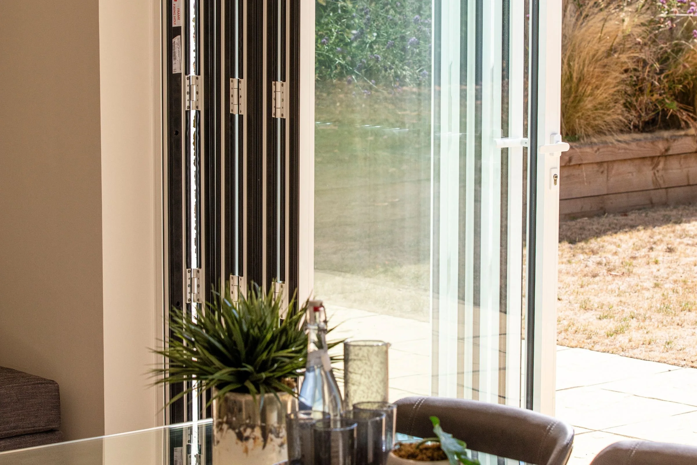 Kitchen_bifold_close.jpg