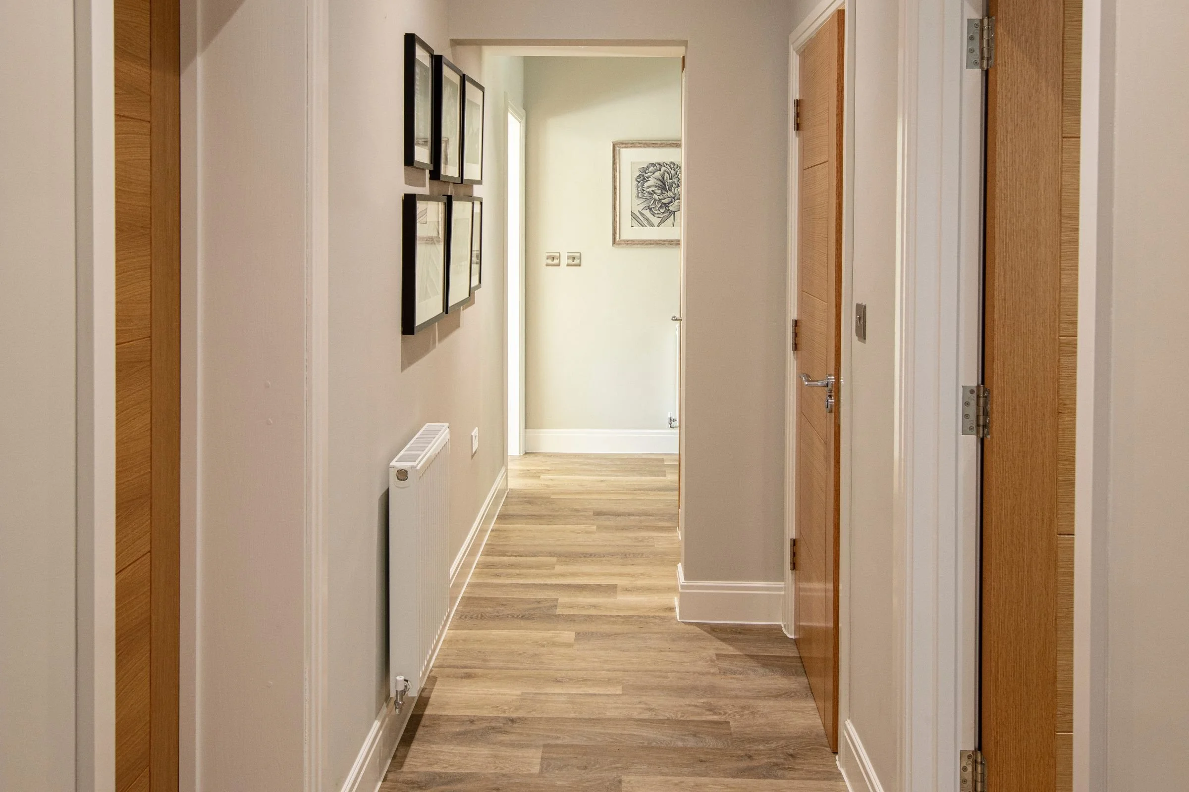 Hall_close_2.jpg