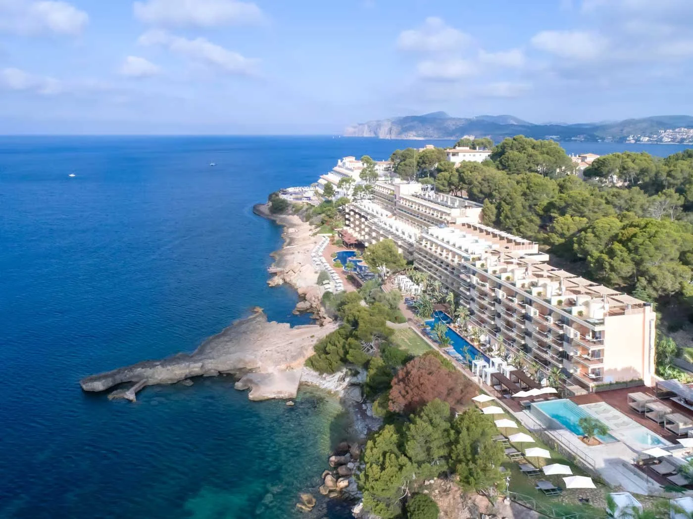 The Iberostar Selection Jardín del Sol Suites on the clifftop at Santa Ponsa Bay, overlooking the Mediterranean, Mallorca