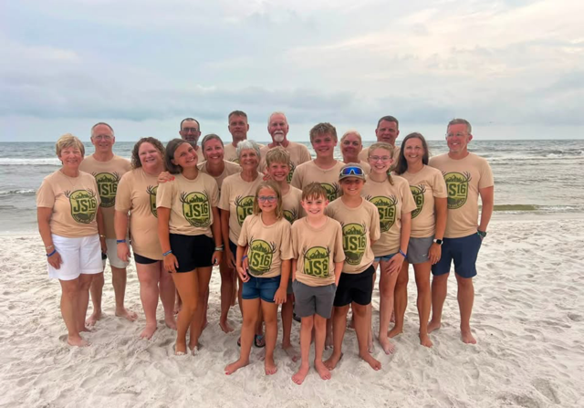 August 1, 2026-Steinbrunner Family LIVING Big In Panama City! 