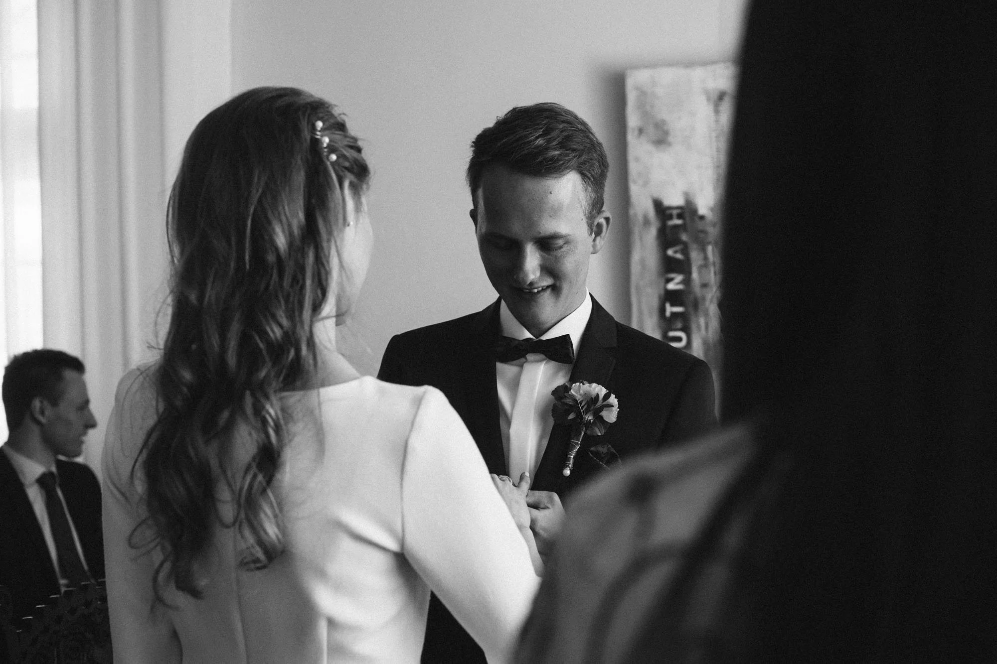 MirkaAljoscha-49-hochzeitsfotograf-bielefeld-jules-hearse.jpg