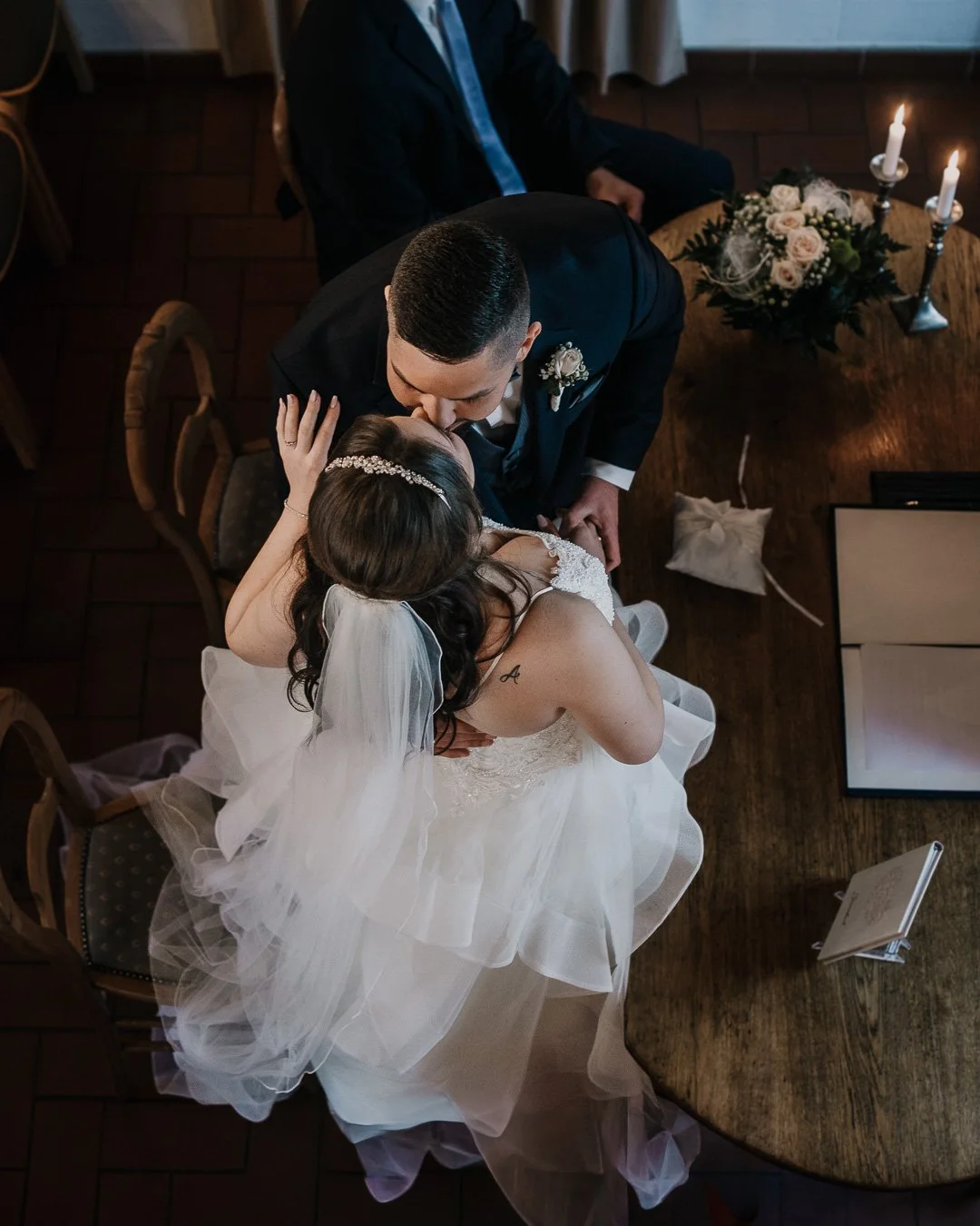 heiraten hochzeit hochzeitsfotograf brautkleid braut brautstrauß ehepaar brautpaar