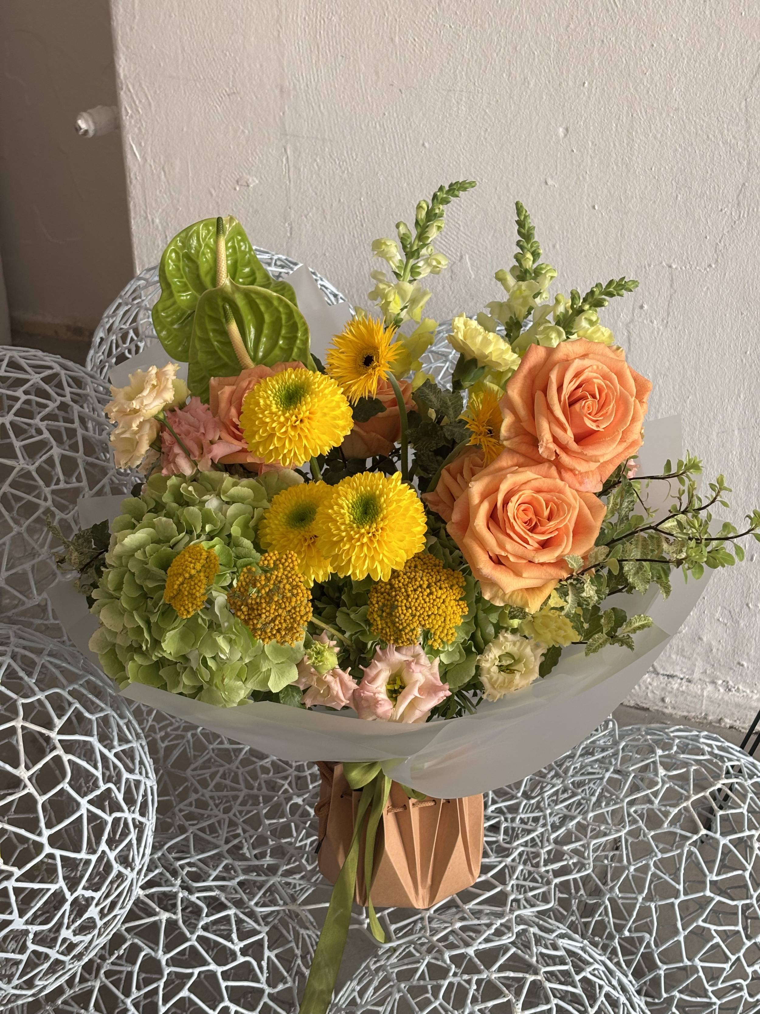 L-Size Flower Bouquet