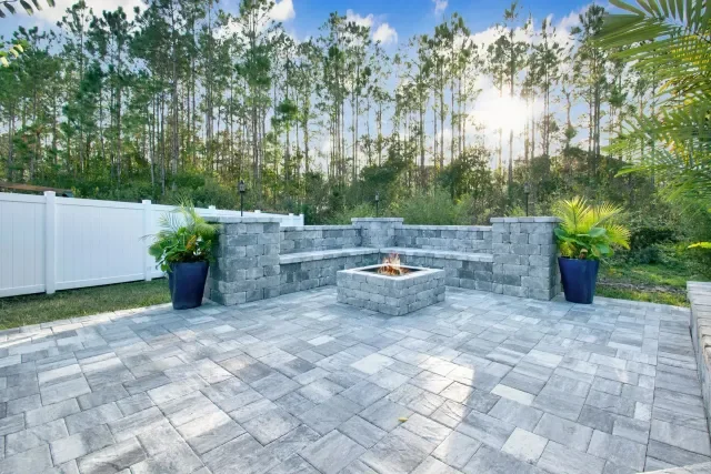 Firepit-640w (1).webp