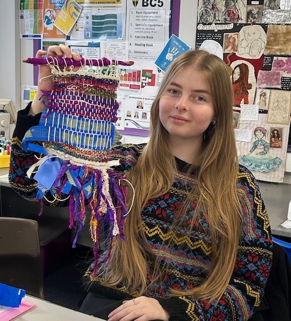 Weaving with different types of materials 