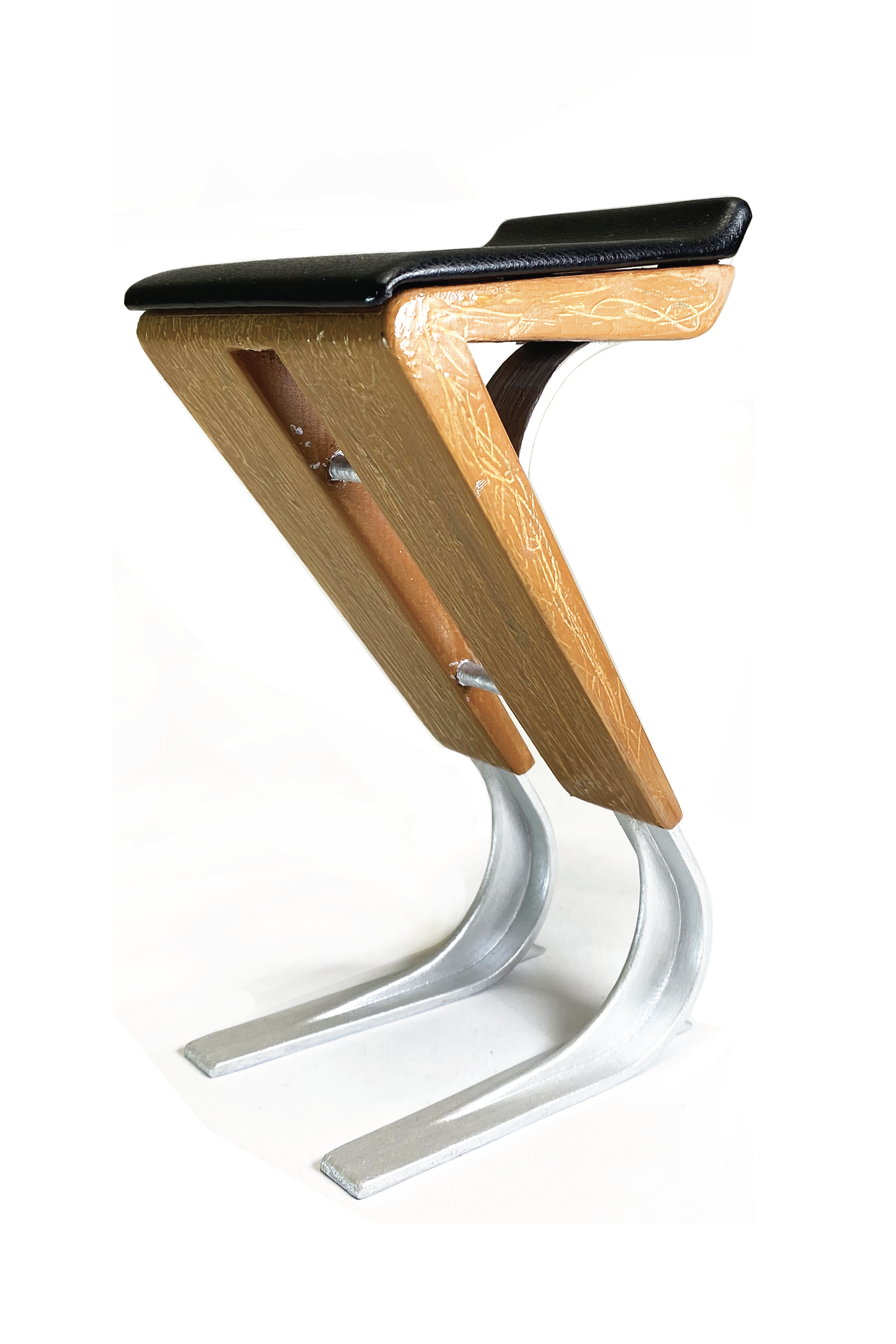 S' STOOL gallery pic 5555.png