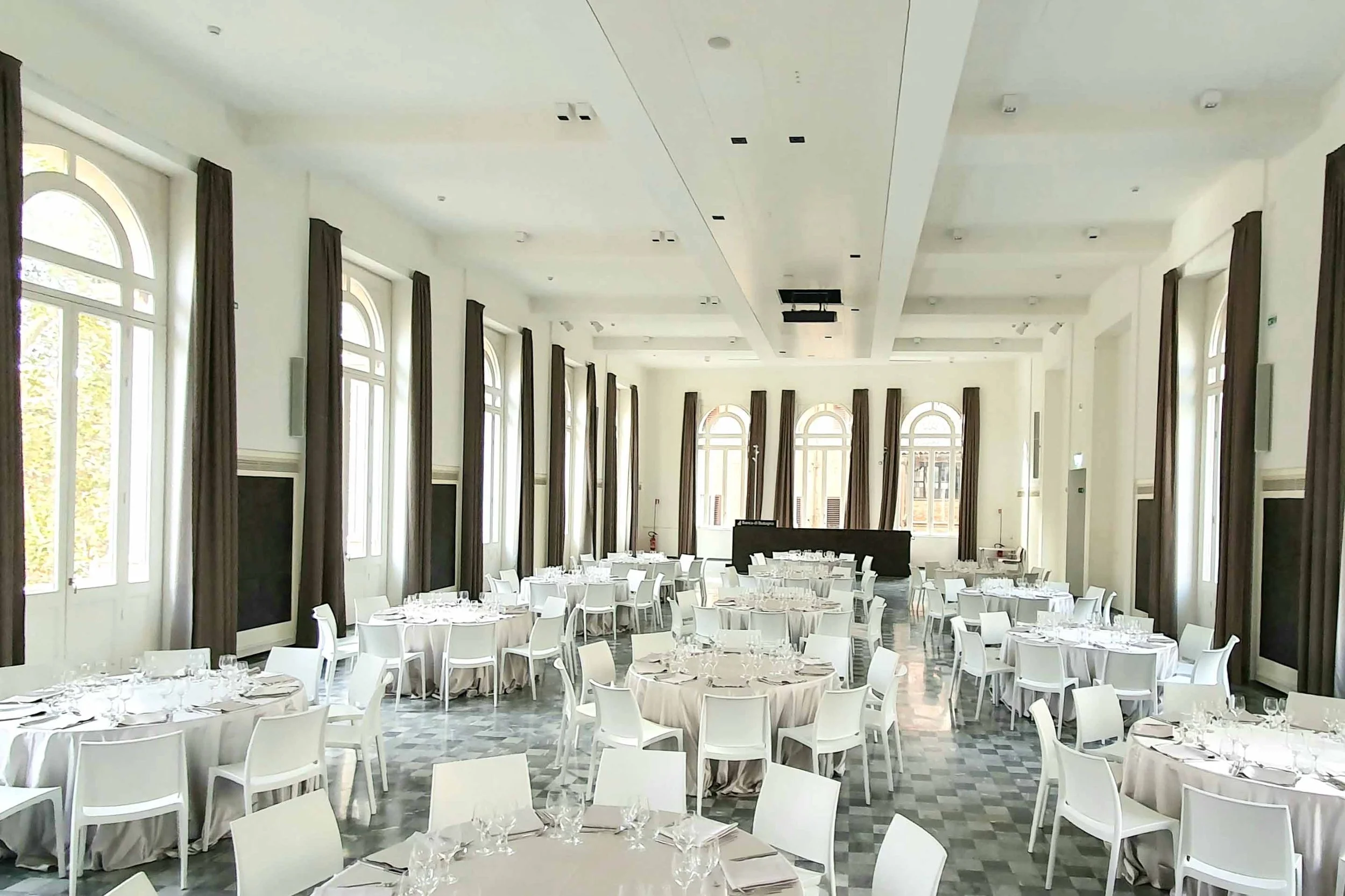 banca di bologna.jpg