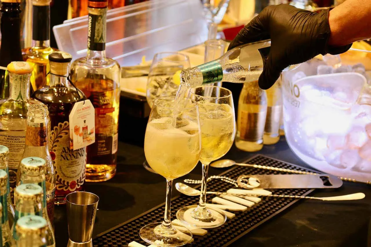 dettaglio cocktail mondadori.jpg