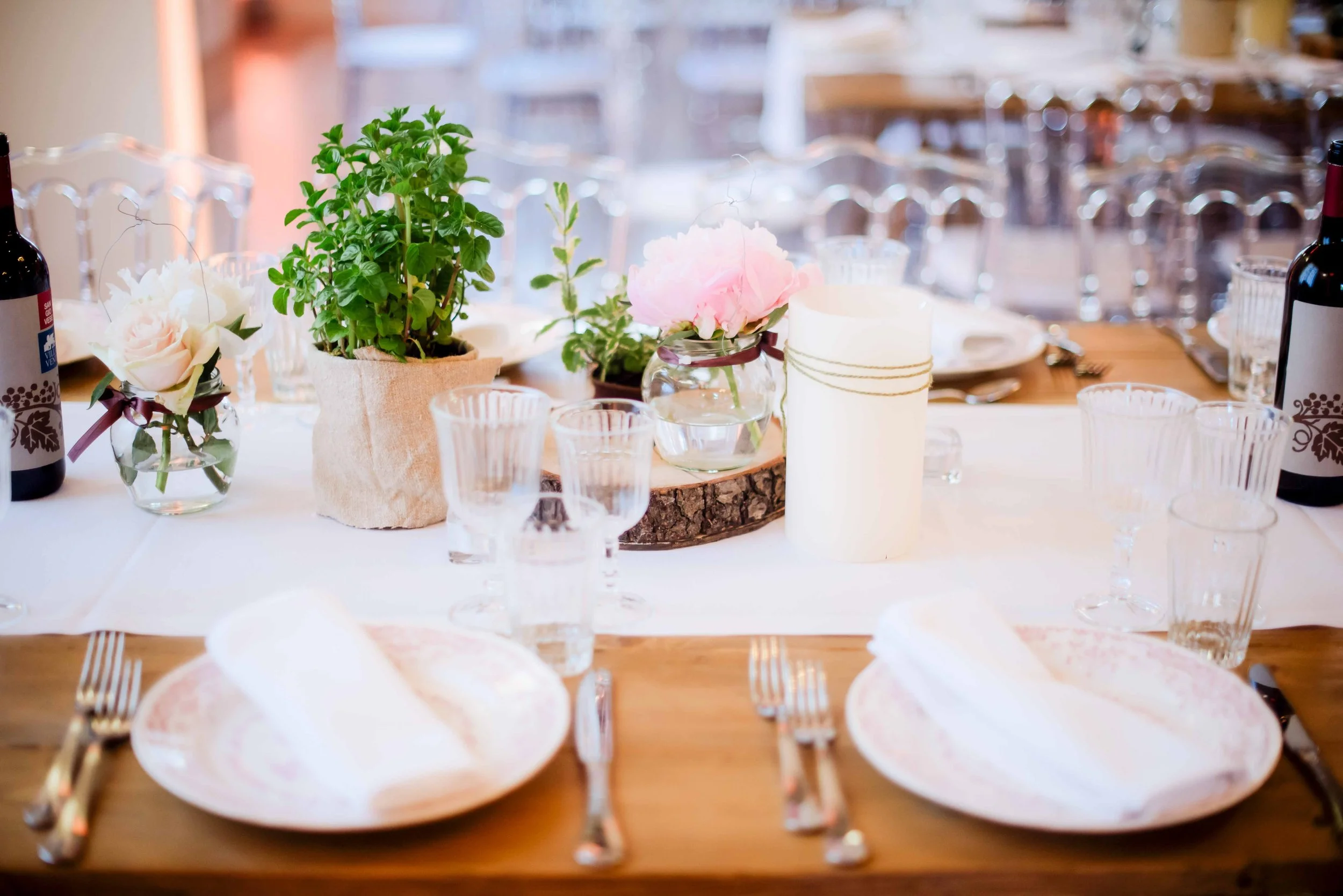 pranzo al tavolo.jpg