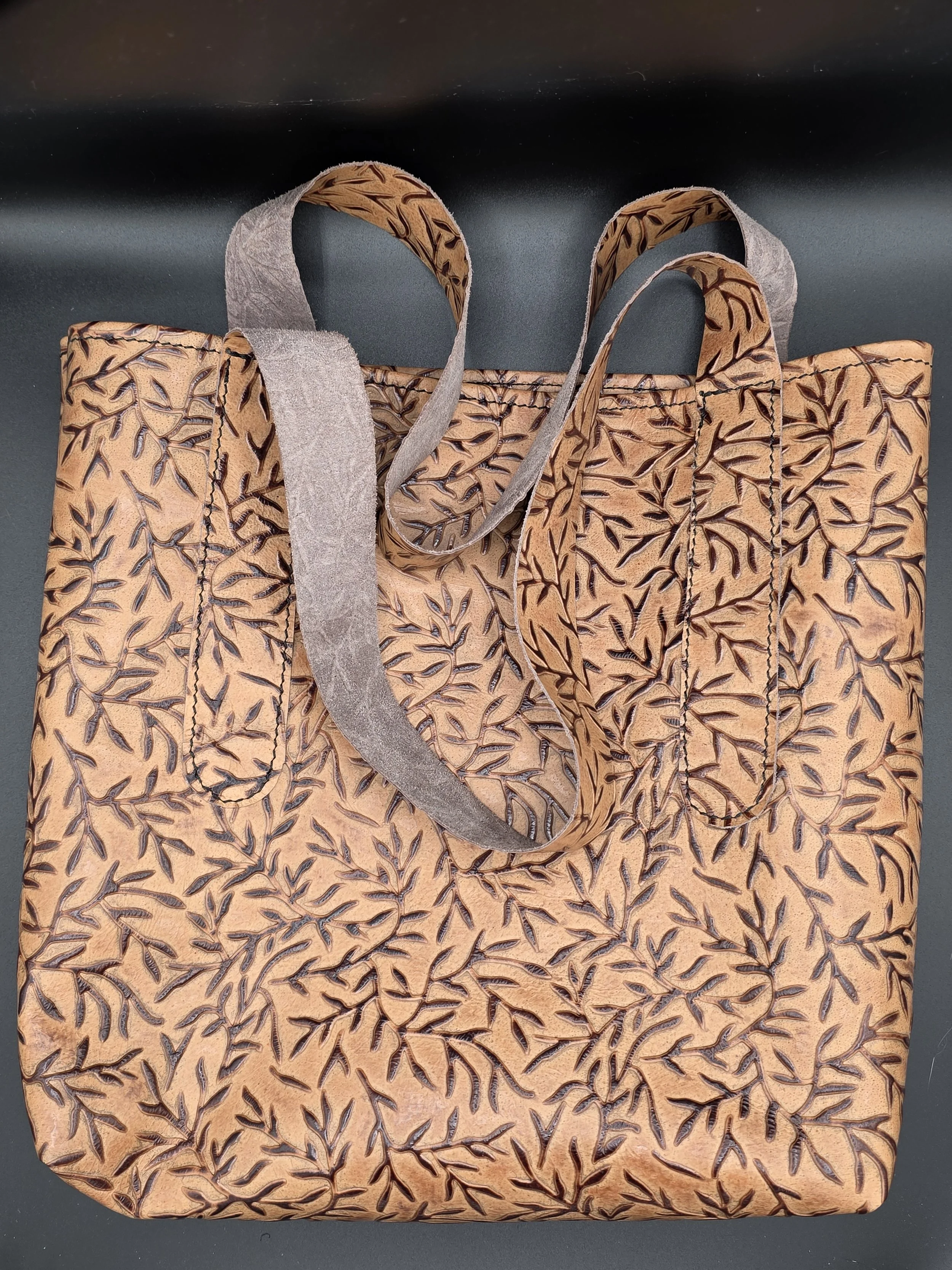 branch tote olive pocket front.jpg