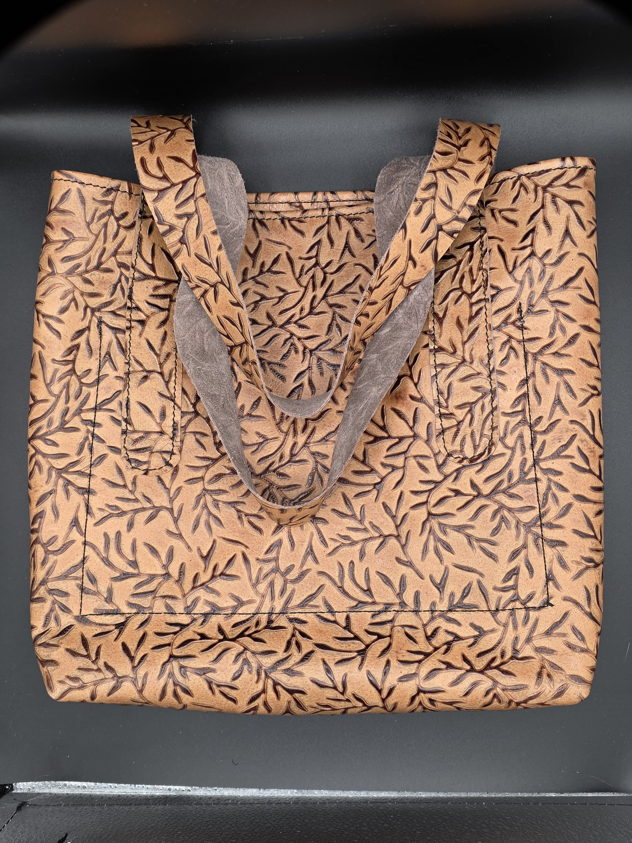 branch tote olive pocket back.jpg