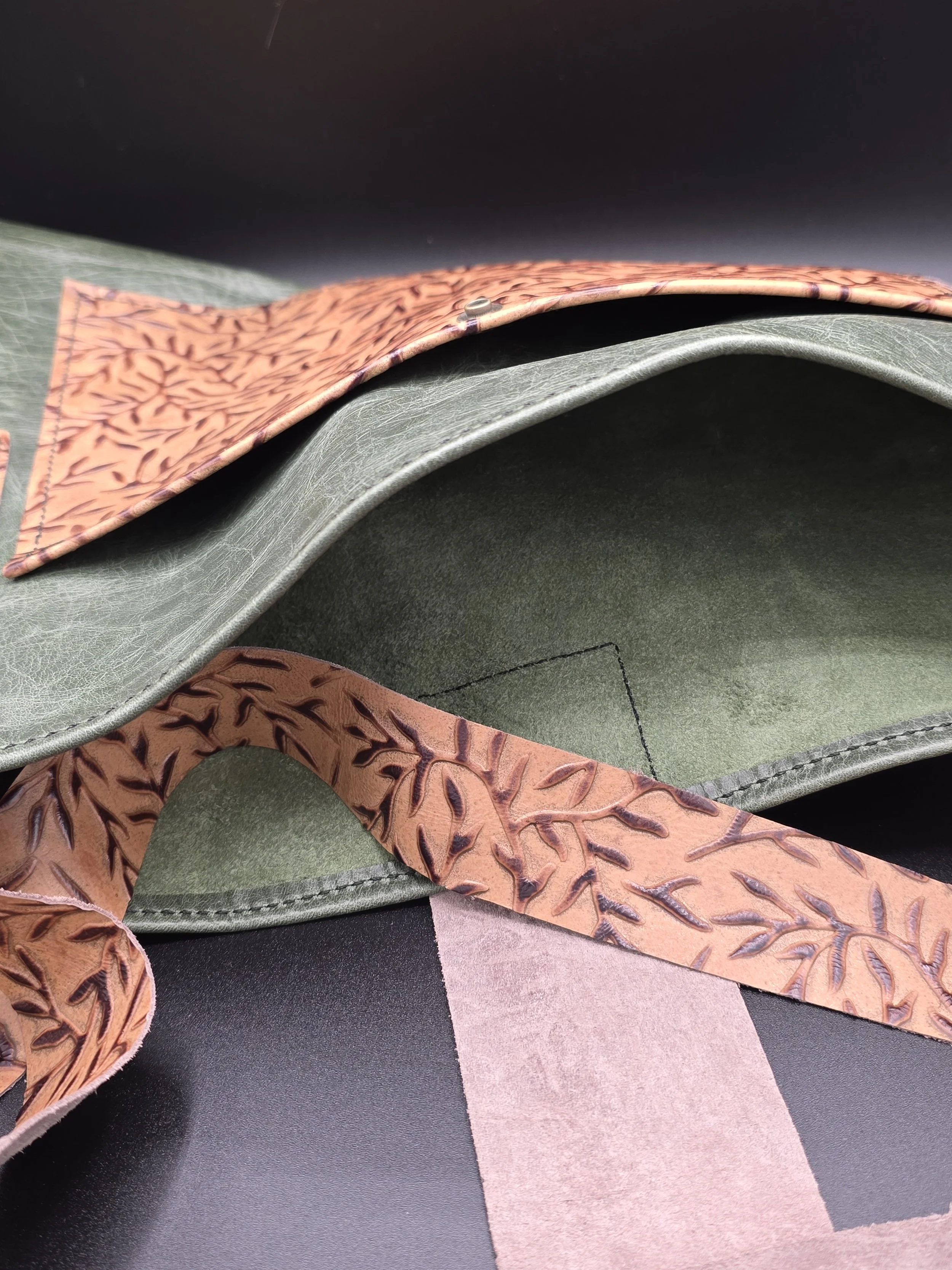 forest branch tote inside.jpg