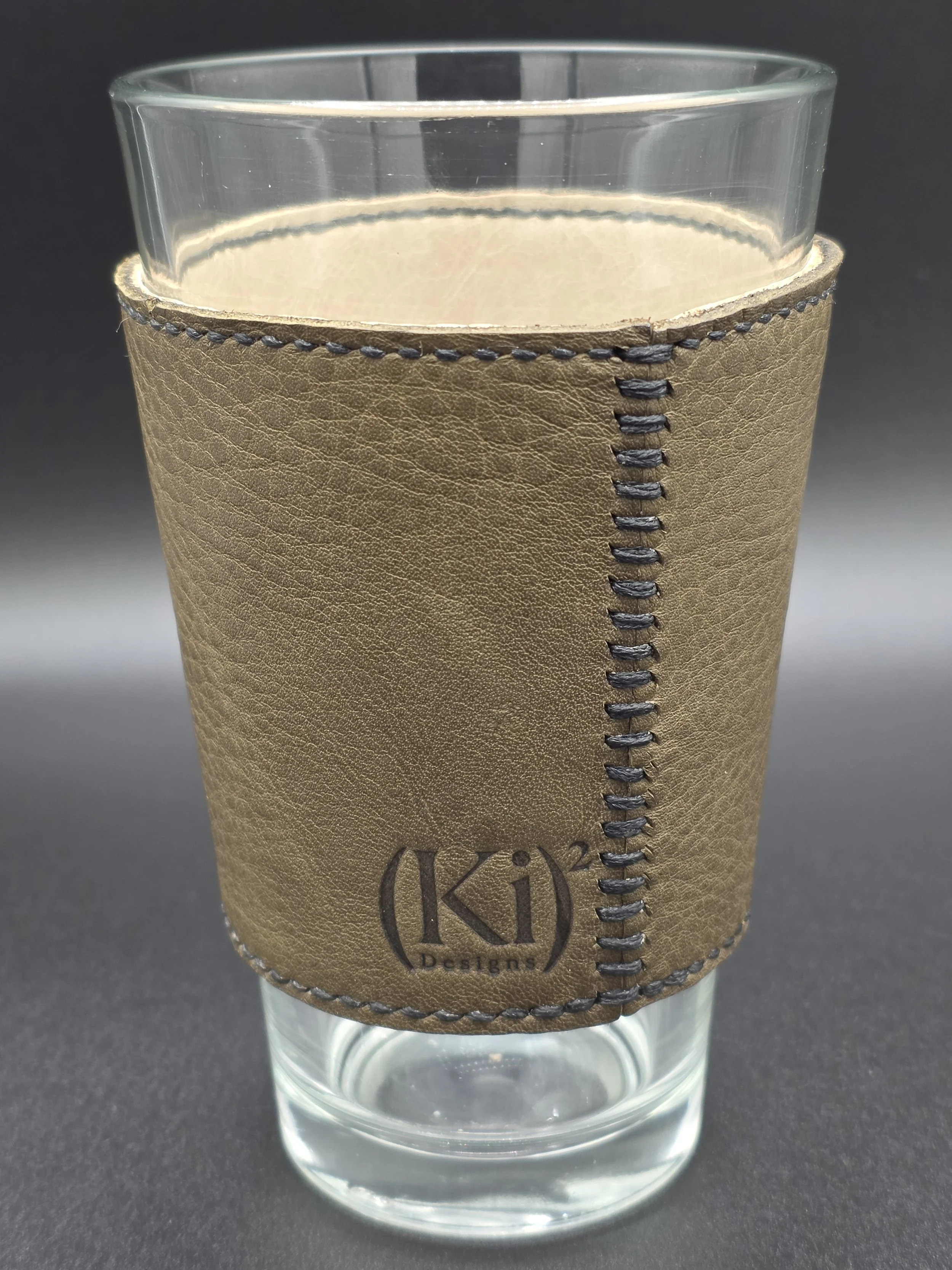 Scrappy Pint Drinkin' Buddy: Pebbled Tan with Gray Thread