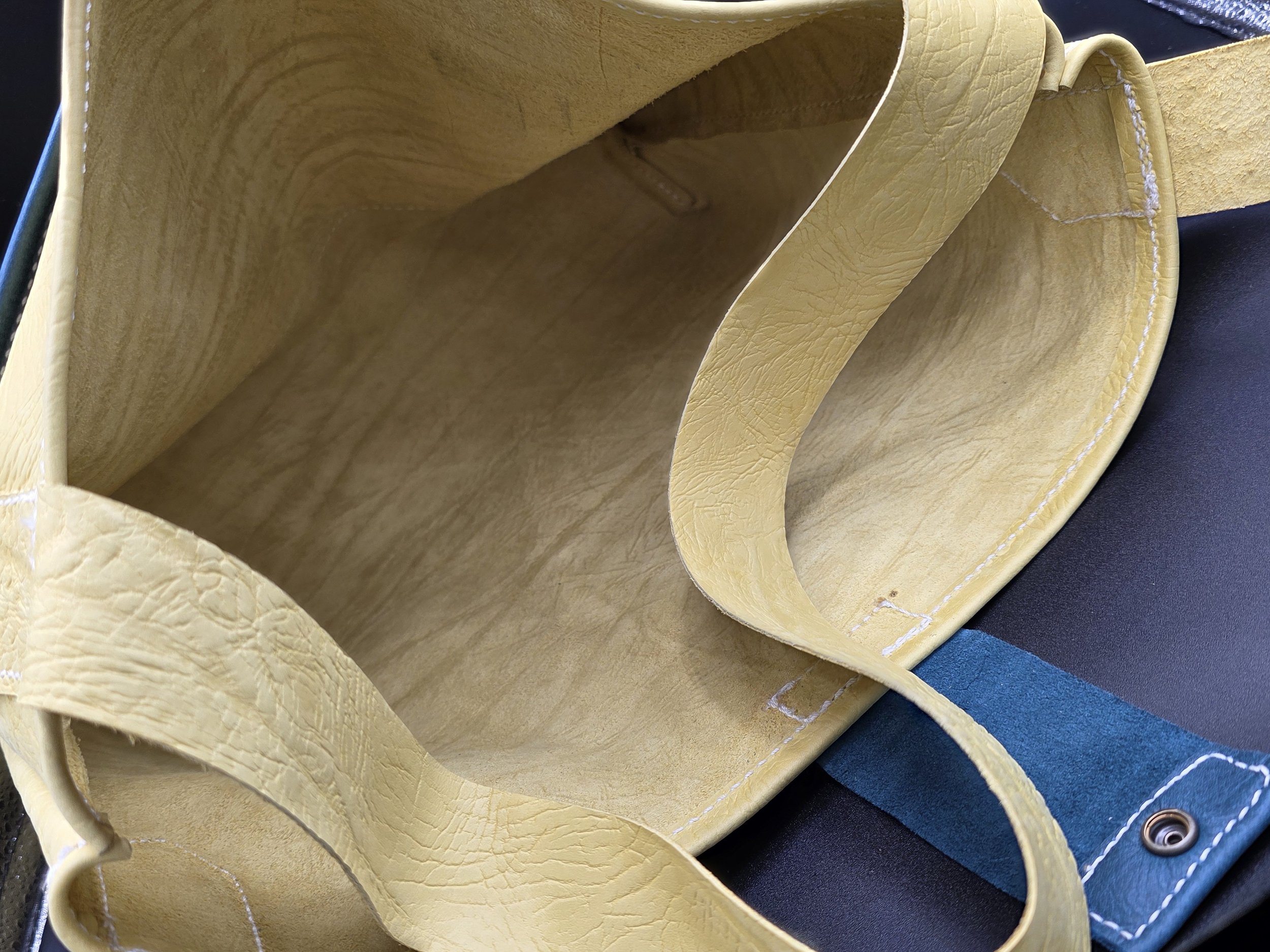 yellow teal tote inside.jpg