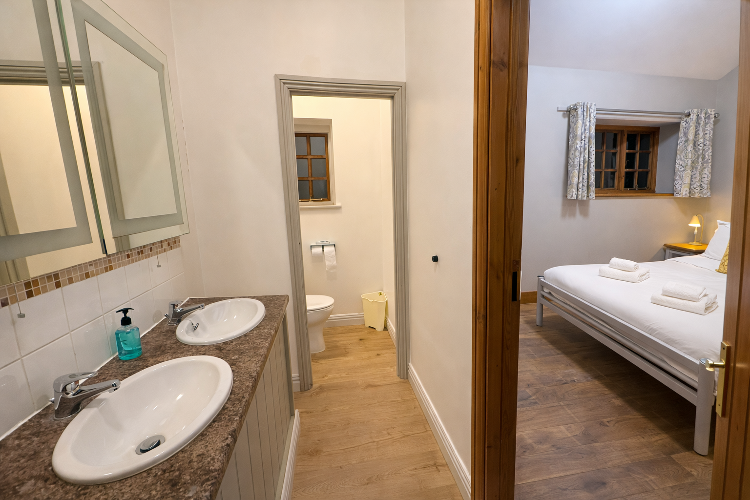 double room large ensuite bathroom (room 16).png