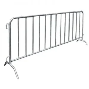 Verzinktes Absperrgitter aus Metall mit Standfüßen, freistehend.