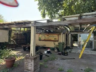 Removal/weeding of the Roof 15.8.26