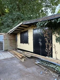 Removal/weeding of the Roof 15.8.26
