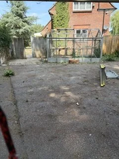 Removal/weeding of the Roof 15.8.26