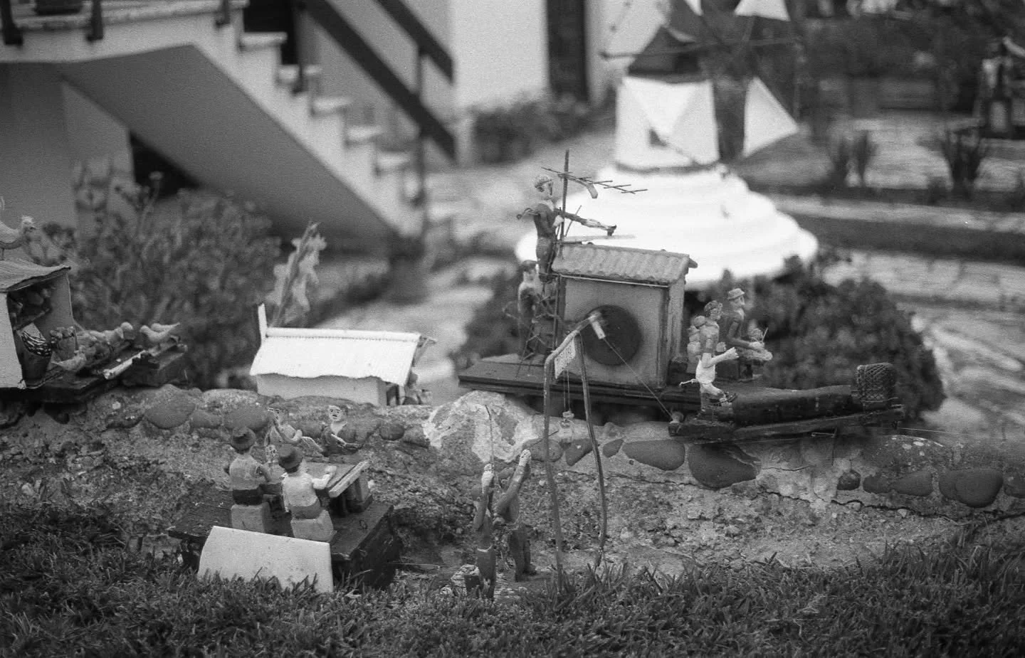 The big world of small things from Amanda's perspective.

#EriceiraAnalogue #FilmPhotography #analoguephotography #ericeiralovers