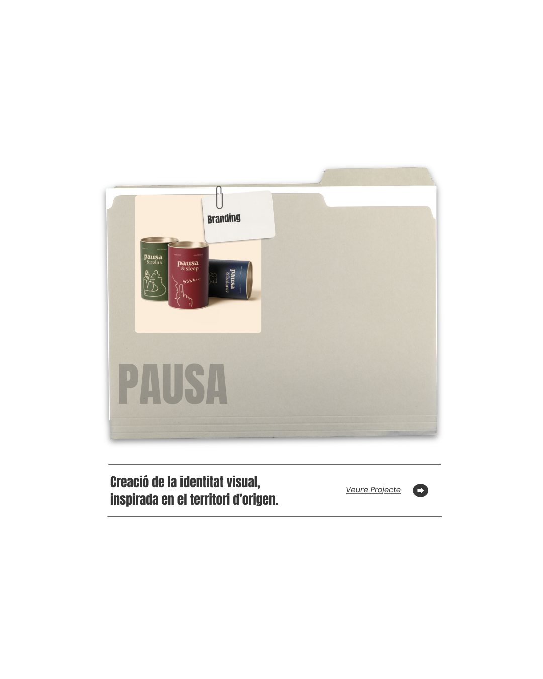 Carpetas de archivo con etiqueta que dice 'Branding' y una foto de latas con diseños y textos relacionados con pausas y relajación.