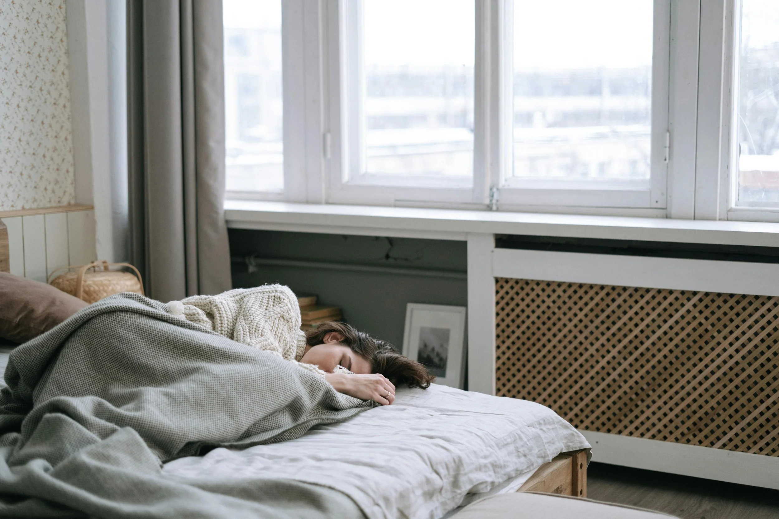 6 Ways to Improve Your Sleep Without Taking Medication