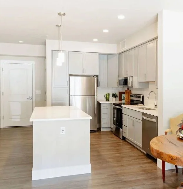 Full kitchen of one bedroom