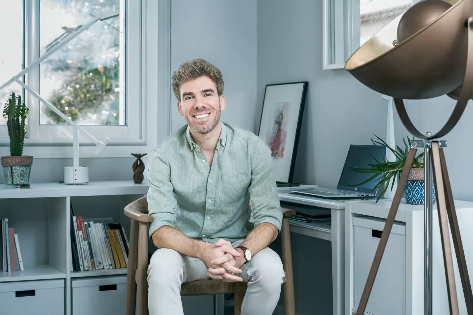 portrait-professionnel-coach-perpignan-espace-travail.webp
