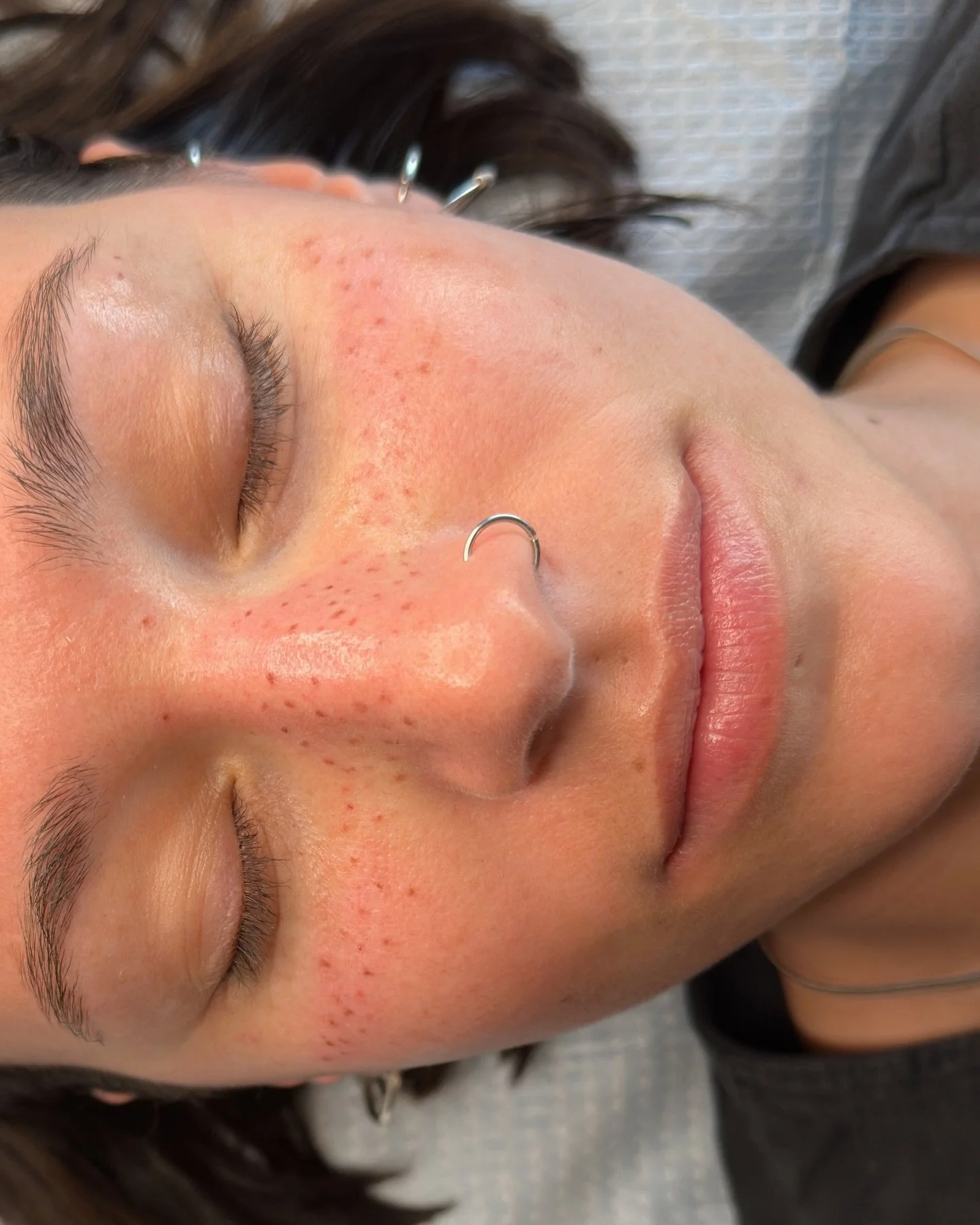 Freckles for @jadominator done at @le.116.tattooclub during my guest spot. 

Redness subsides in 24-48 hours and freckles will fade around 40% after healing for a soft, natural result.