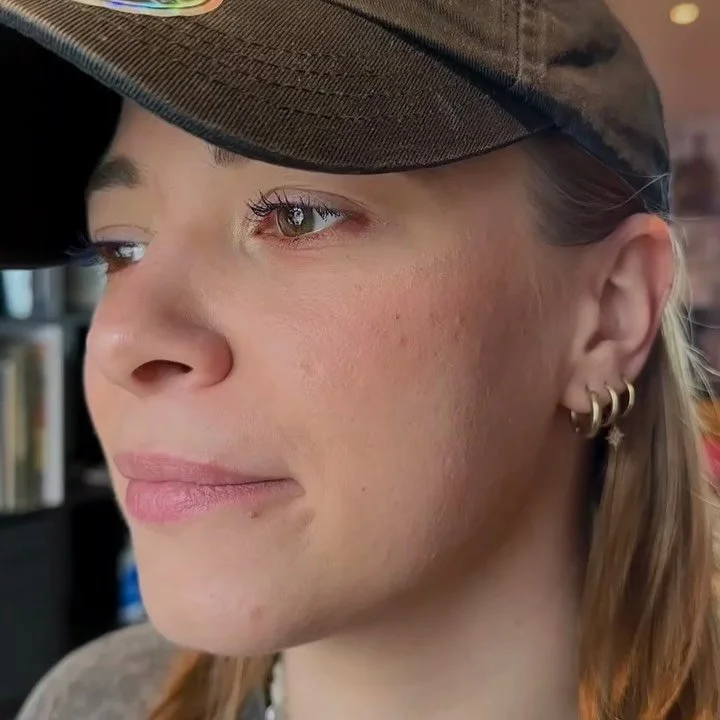 Chlo&eacute; came in with a few tooth gem inspo photos and told me to be creative. This is the design we settled on together and I love it!! 💕

We originally wanted to do matching butterflies on both side but we had to adapt to the left teeth being 