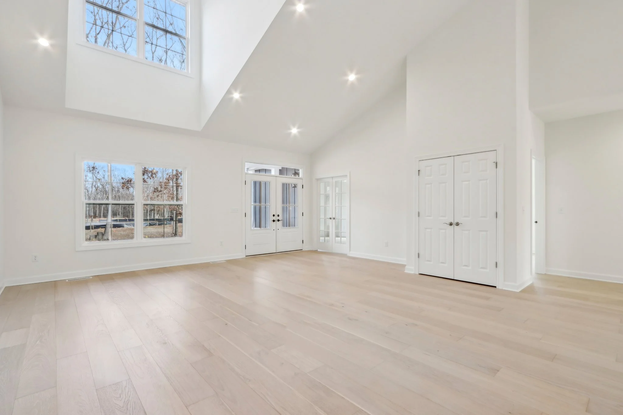 10-web-or-mls-Ridgeway Point-010.jpg